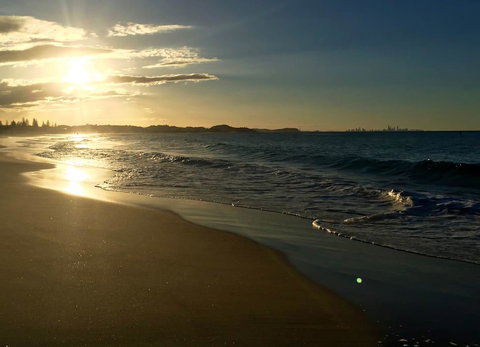 Pure Kirra - Bed n Breakfasts 16