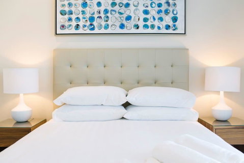 Pure Kirra - Bed n Breakfasts 5