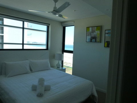 Pure Kirra - Bed n Breakfasts 19