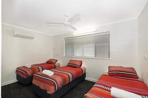 Townsville Holiday Apartments - Accommodation Australia 15