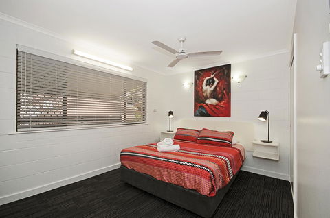 Townsville Holiday Apartments - Accommodation Australia 14