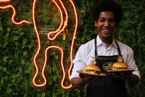 George Williams Hotel - Bed n Breakfasts 24