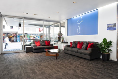 George Williams Hotel - Bed n Breakfasts 6