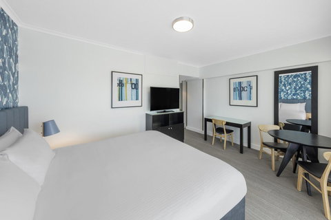 Vibe Hotel Gold Coast - Accommodation Australia 10