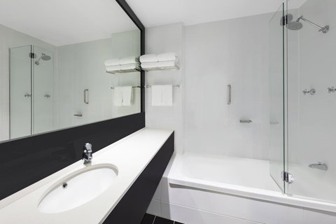 Vibe Hotel Gold Coast - Accommodation Australia 13