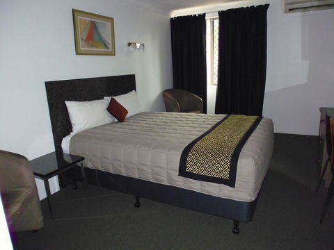 Burke & Wills Motor Inn - Accommodation Australia 5