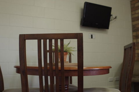 Burke & Wills Motor Inn - Accommodation Australia 13