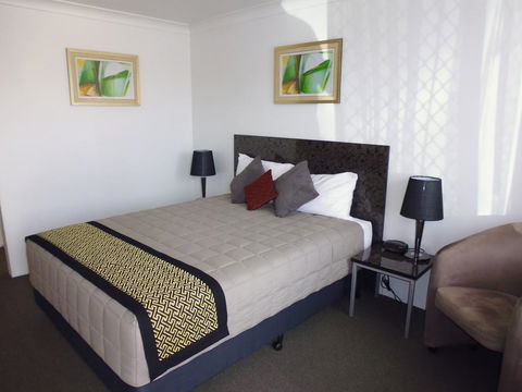 Burke & Wills Motor Inn - Accommodation Australia 27