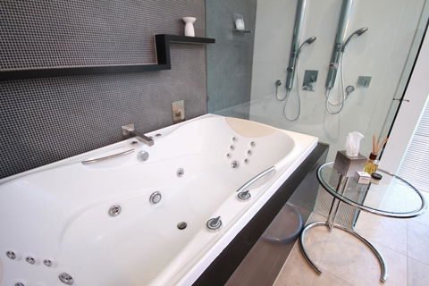 Oceans Mooloolaba - Accommodation Australia 35