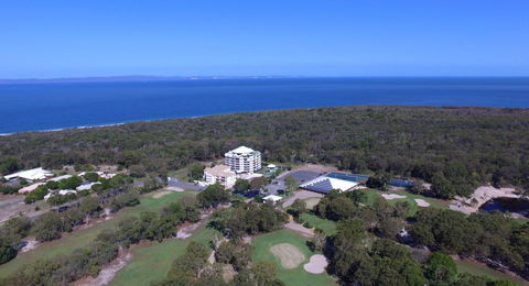 Fairways Golf & Beach Retreat Bribie Island - Accommodation Australia 7