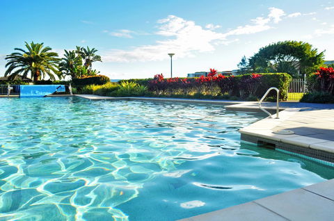 Waterfront Resort Villa With Buggy - Accommodation Australia 23