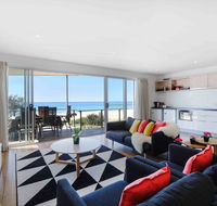 Sandbox Luxury Beach Front Apartments - Accommodation Australia