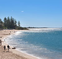 The Norfolks on Moffat Beach - Accommodation Australia