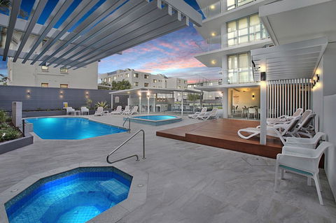 Catalina Resort - Accommodation Australia 0