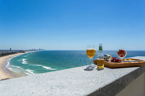 Gemini Court Holiday Apartments - Accommodation Australia 2
