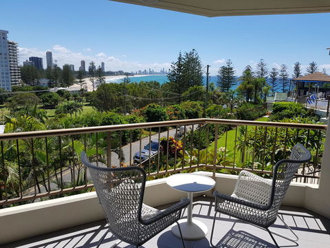 Gemini Court Holiday Apartments - Accommodation Australia 36