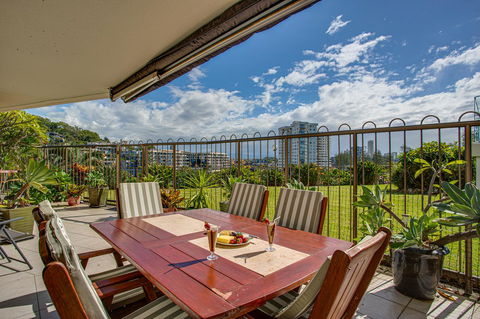 Gemini Court Holiday Apartments - Accommodation Australia 3