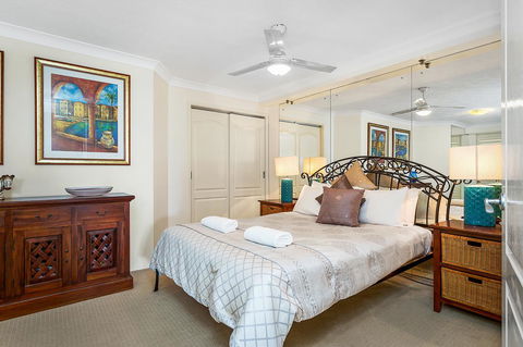 Gemini Court Holiday Apartments - Accommodation Australia 12