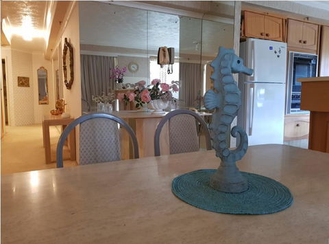 Gemini Court Holiday Apartments - Accommodation Australia 37