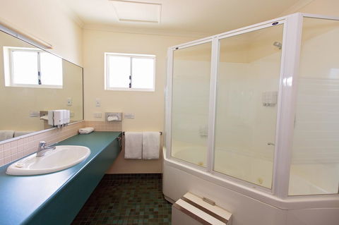 White Lace Motor Inn - Accommodation Australia 14
