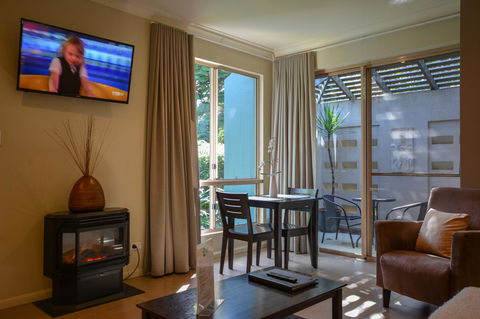 Blue Summit Hideaway - Accommodation Australia 26