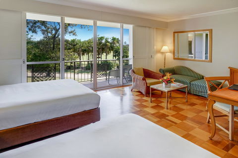 InterContinental Sanctuary Cove Resort, An IHG Hotel - Accommodation Australia 25