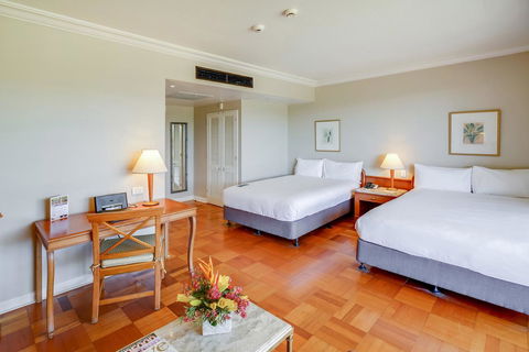InterContinental Sanctuary Cove Resort, An IHG Hotel - Accommodation Australia 7