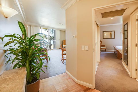 InterContinental Sanctuary Cove Resort, An IHG Hotel - Accommodation Australia 21