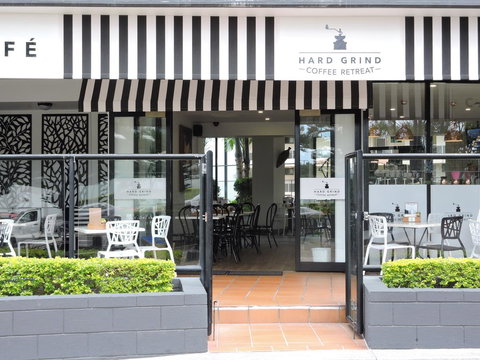 Neptune Resort - Australia Shopping 6