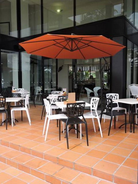 Neptune Resort - Australia Shopping 8