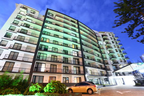 Neptune Resort - Australia Shopping 23