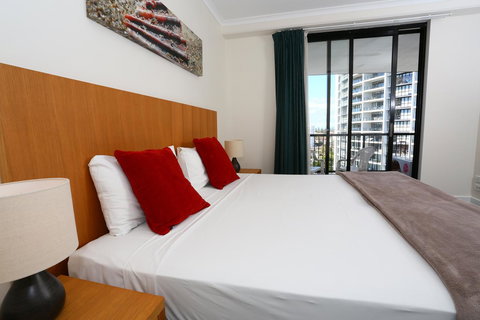 Neptune Resort - Australia Shopping 16