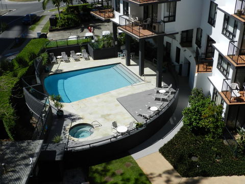 Neptune Resort - Australia Shopping 1