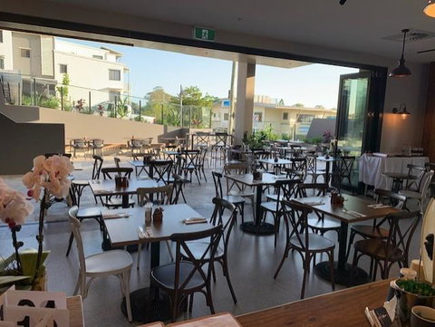 Essence Suites Taringa - Local Tourism 6