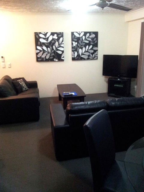 Champelli Palms Apartments - Accommodation Australia 14
