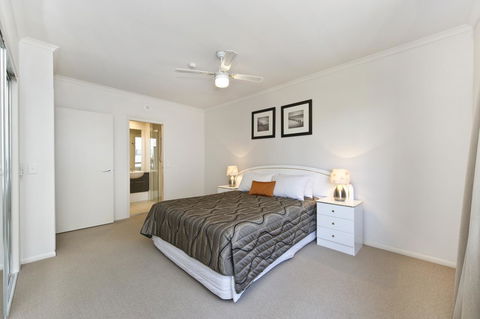 On The Bay Apartments - Accommodation Australia 19
