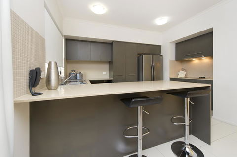 On The Bay Apartments - Accommodation Australia 1