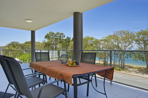 On The Bay Apartments - Accommodation Australia 7