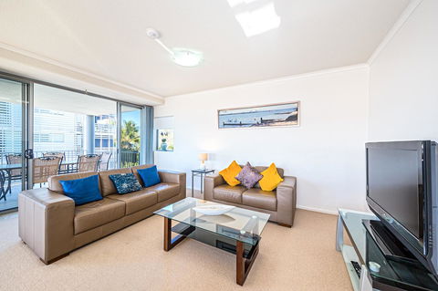 On The Bay Apartments - Accommodation Australia 5