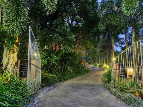 Cairns Rainforest Retreat - Accommodation Australia 2