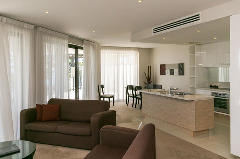 Grand Mercure Allegra Hervey Bay - Local Tourism 12