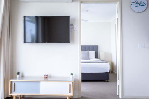Ocean Royale - Accommodation Australia 14
