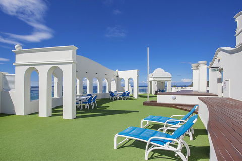 ULTIQA Burleigh Mediterranean Resort - Accommodation Australia 26