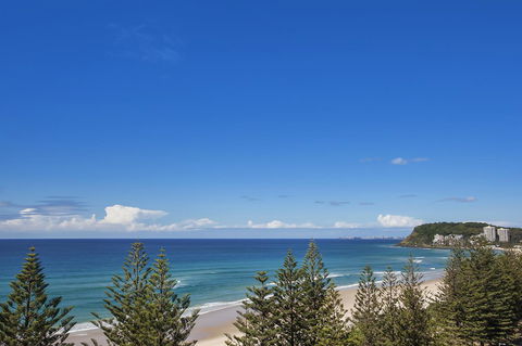 ULTIQA Burleigh Mediterranean Resort - Accommodation Australia 24