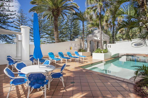 ULTIQA Burleigh Mediterranean Resort - Accommodation Australia 21