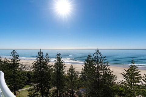 ULTIQA Burleigh Mediterranean Resort - Accommodation Australia 15