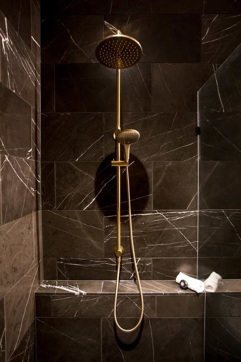 Eatons Hill Hotel - Bed n Breakfasts 28