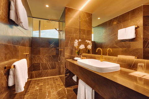 Eatons Hill Hotel - Bed n Breakfasts 11