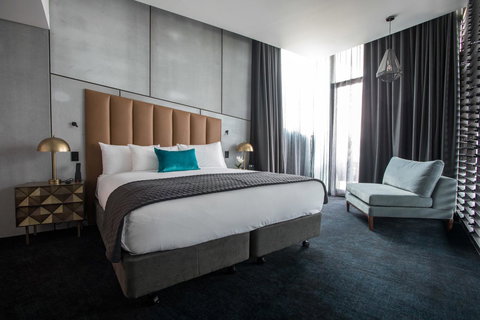 Eatons Hill Hotel - Bed n Breakfasts 30