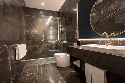 Eatons Hill Hotel - Bed n Breakfasts 29